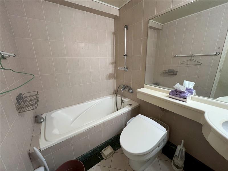 社宅🏠建國三覺民商圈大坪數頂樓景觀萌寵3房平車📞愛窩,愛窩 iwow house