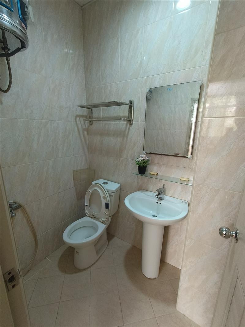 民生301可租補新崛江採光房近中央公園📞愛窩,愛窩 iwow house
