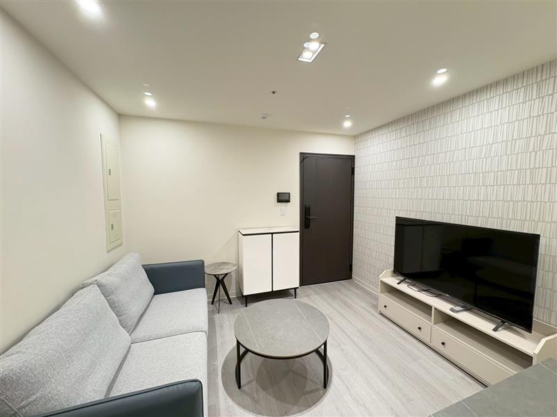 社宅🏠七賢一六合商圈電梯採光3房近夜市捷運高師📞愛窩,愛窩 iwow house
