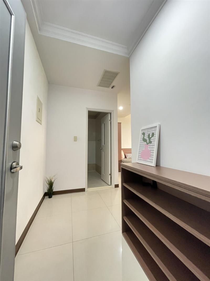 小港松仁100 女神電梯套房 雙人🈵分房,愛窩 iwow house