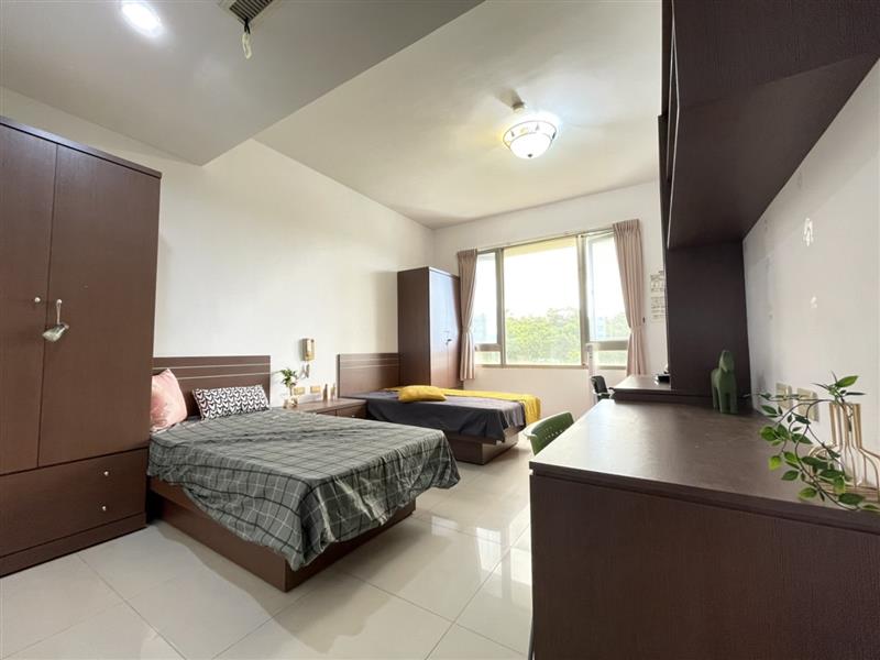 小港松仁100 女神電梯套房 雙人🈵分房,愛窩 iwow house
