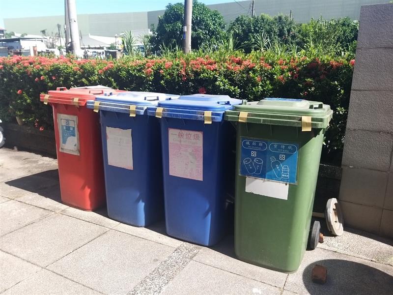 小港松仁100 女神電梯套房  單人🈵分房,愛窩 iwow house