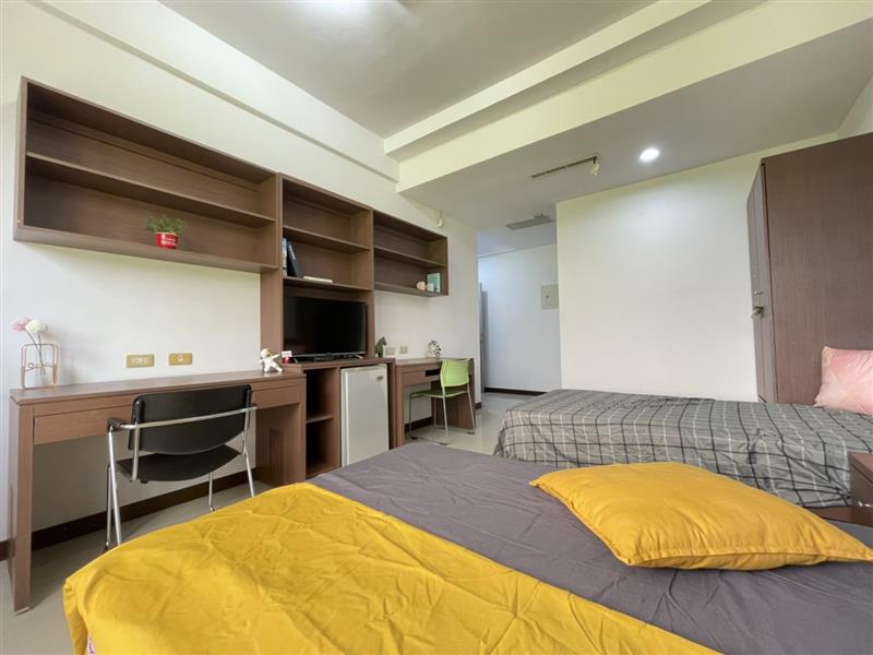 小港松仁100 女神電梯套房 雙人🈵分房,愛窩 iwow house