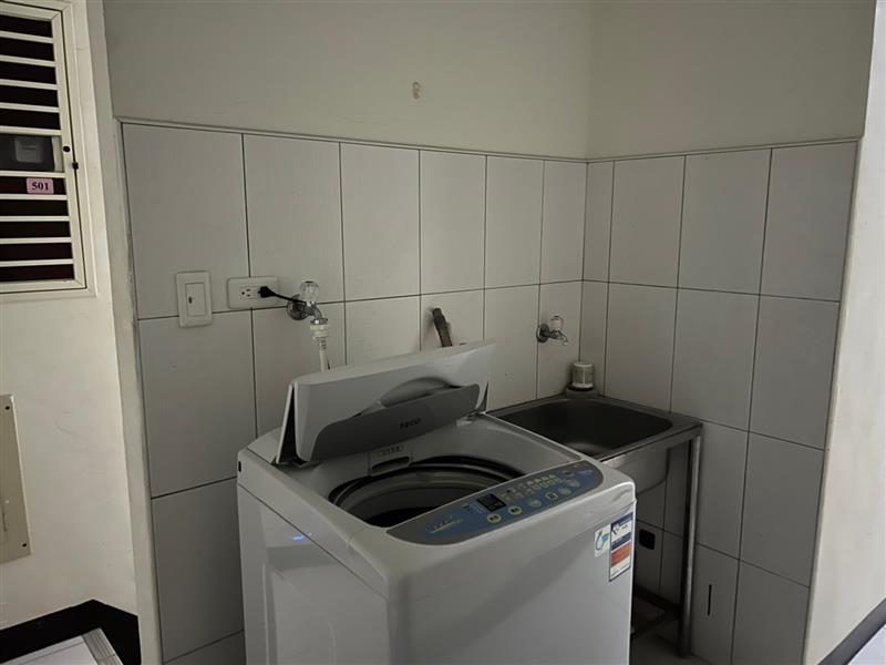 民生301可租補新崛江採光房近中央公園📞愛窩,愛窩 iwow house