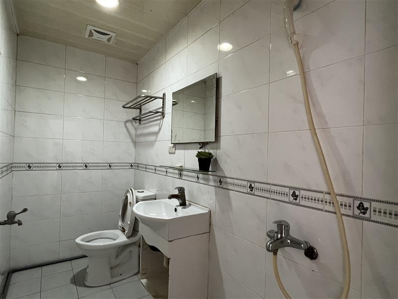 崇文#A可租補貓寵套近漢民商圈小港捷運站愛窩,愛窩 iwow house