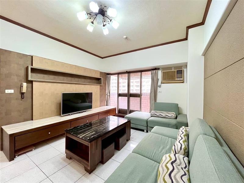 社宅🏠大中二高鐵商圈電梯3房可寵近國10新左營車站愛窩,愛窩 iwow house