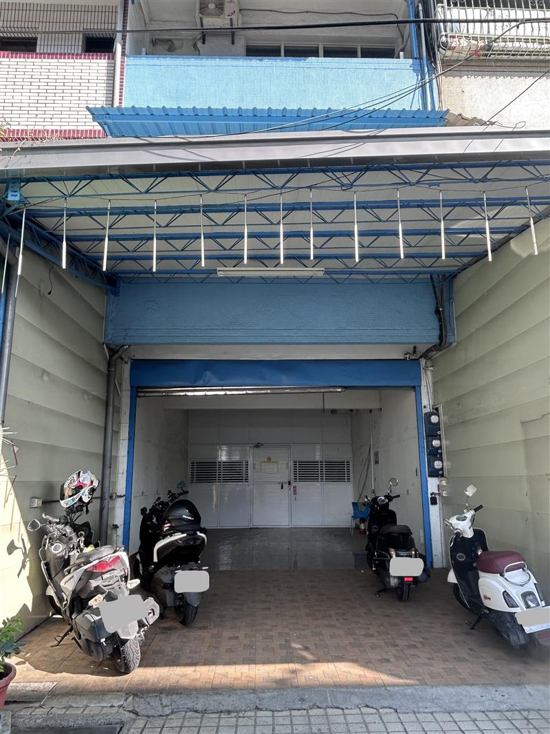 水管店面近台塑仁武廠📞愛窩,愛窩 iwow house