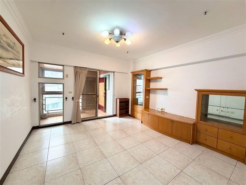 社宅🏠大昌二建功商圈採光大4房高樓景觀近高科大📞愛窩,愛窩 iwow house