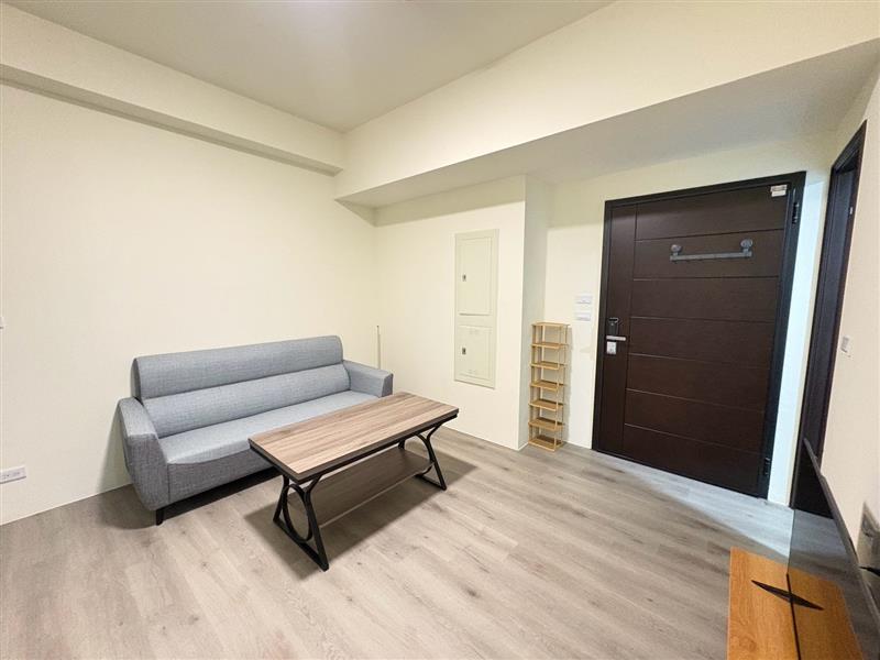 社宅🏠新南一6F可租補採光萌寵美宅近捷運青埔站📞愛窩,愛窩 iwow house