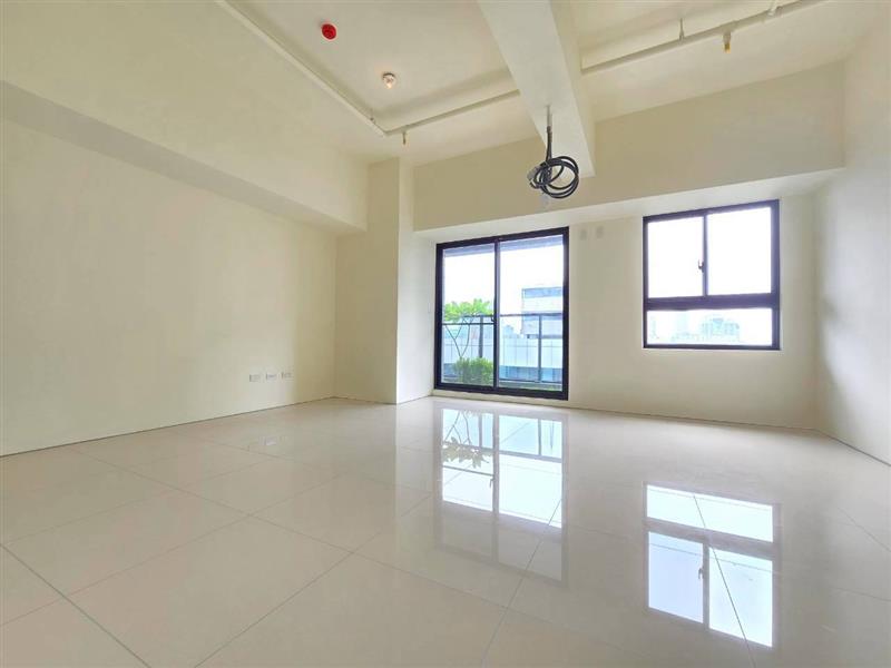 文信15F瑞豐商圈景觀陽台採光美宅近巨蛋📞愛窩,愛窩 iwow house