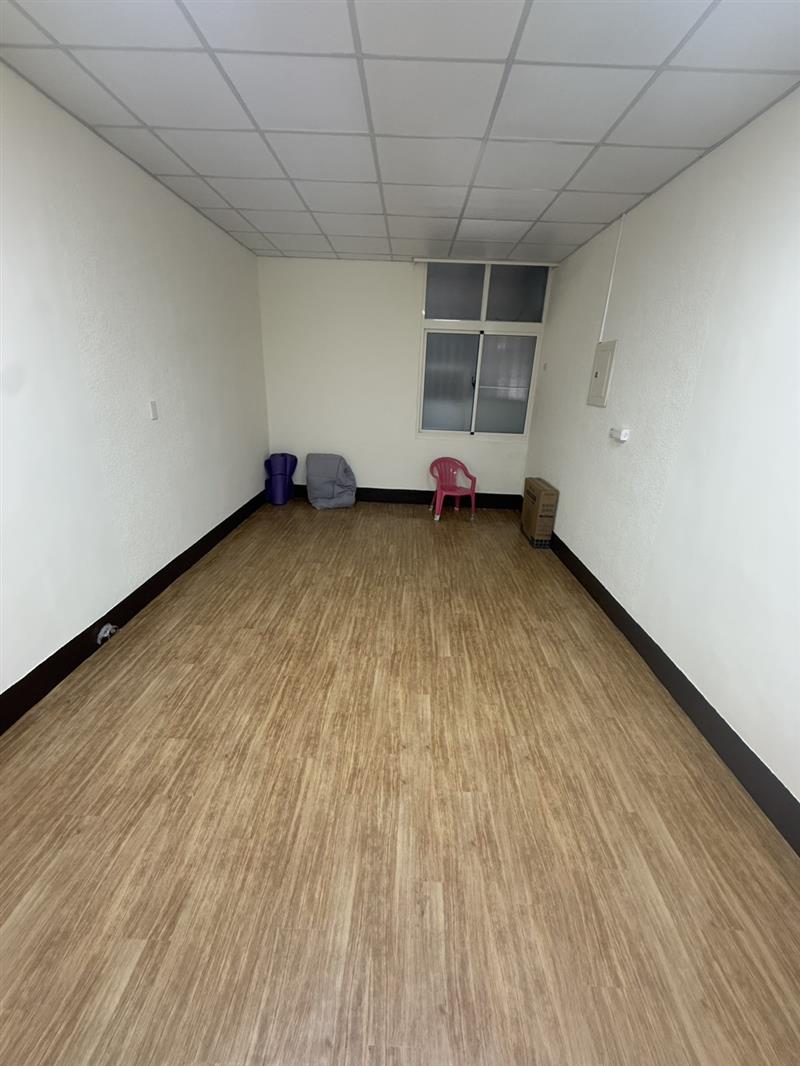 社宅🏠和光右昌商圈萌寵採光透天3房近捷運油廠國小📞愛窩,愛窩 iwow house