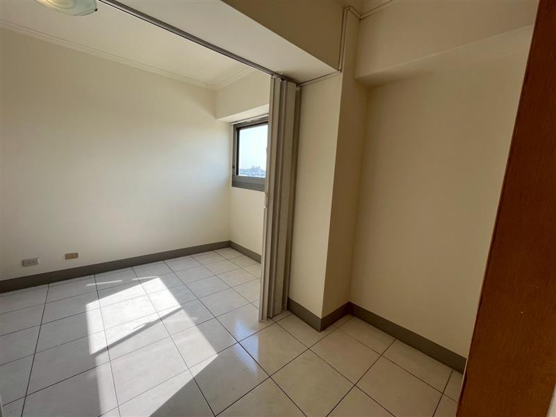 社宅🏠永芳大寮商圈電梯採光萌寵美宅稀有大露台近捷運📞愛窩,愛窩 iwow house