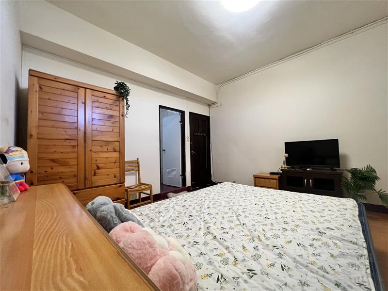 埤仔頭7E租補電梯套房近蓮池潭左營高鐵愛窩,愛窩 iwow house