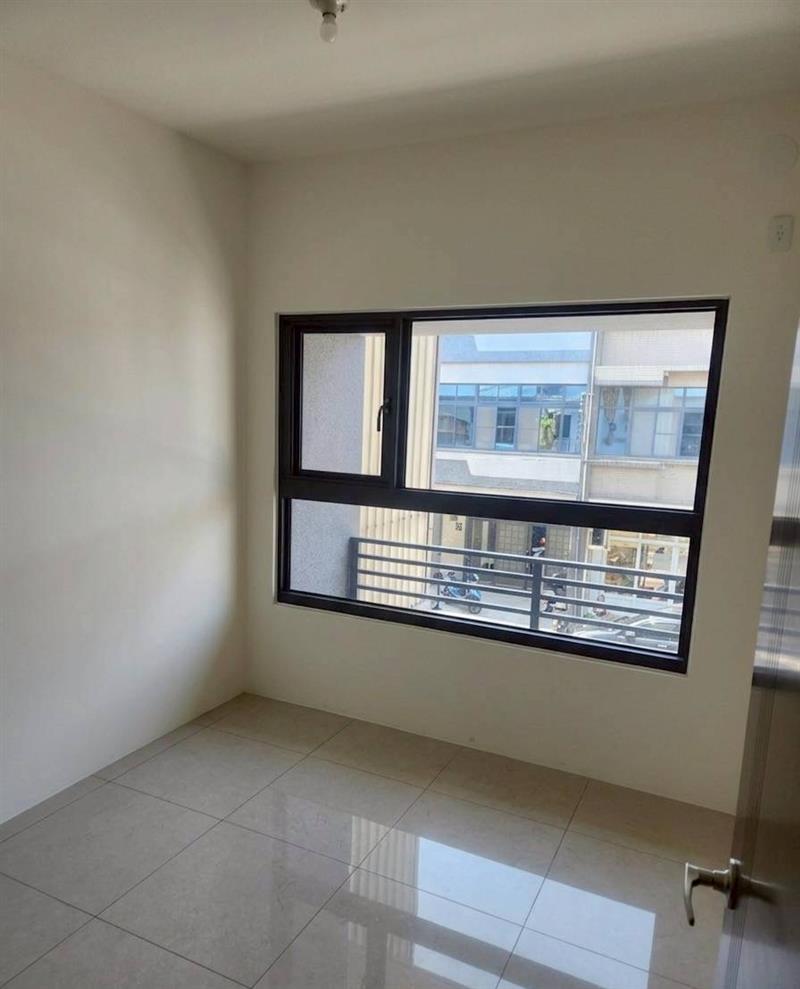 社宅🏠褒揚陽明商圈貓寵電梯採光獨立套房近國1📞愛窩,愛窩 iwow house