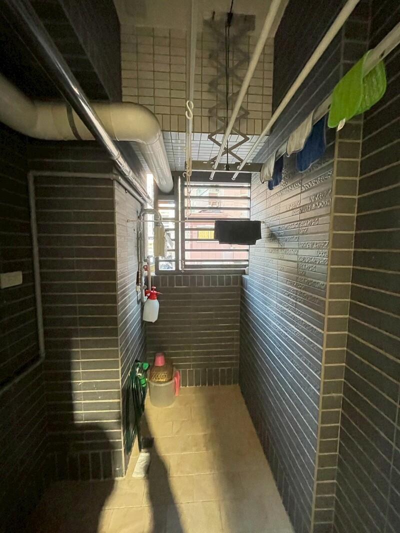 社會住宅🏠復興二新崛江商圈電梯採光2房近中央公園愛窩,愛窩 iwow house