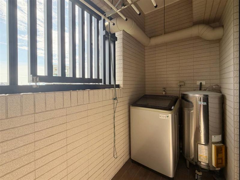 社宅🏠頂興採光電梯2房近台88草衙SKM📞愛窩,愛窩 iwow house