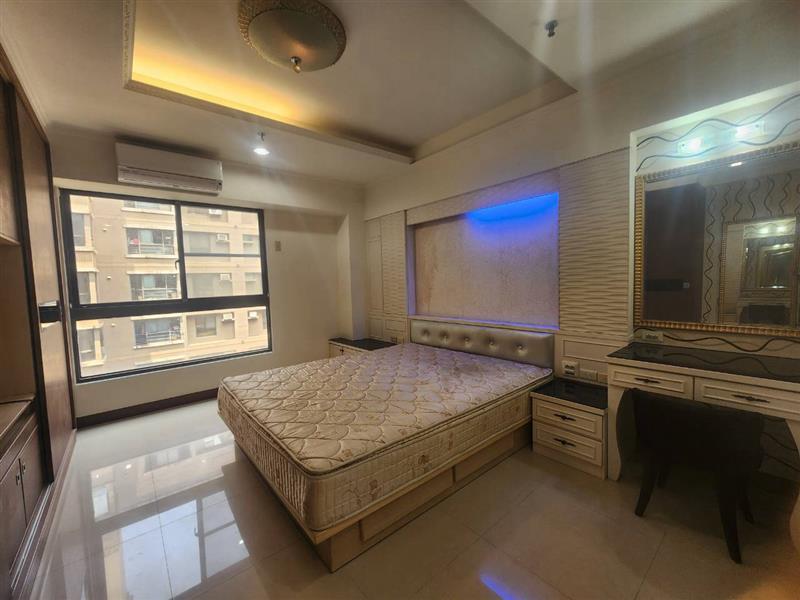 社宅🏠龍勝凹子底電梯景觀3房車位近輕軌高美館📞愛窩,愛窩 iwow house