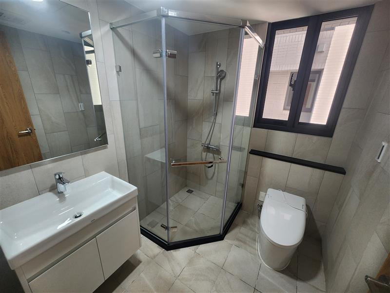 社宅🏠京吉二仁雄商圈全新萌寵電梯採光3房平車近國道📞愛窩,愛窩 iwow house