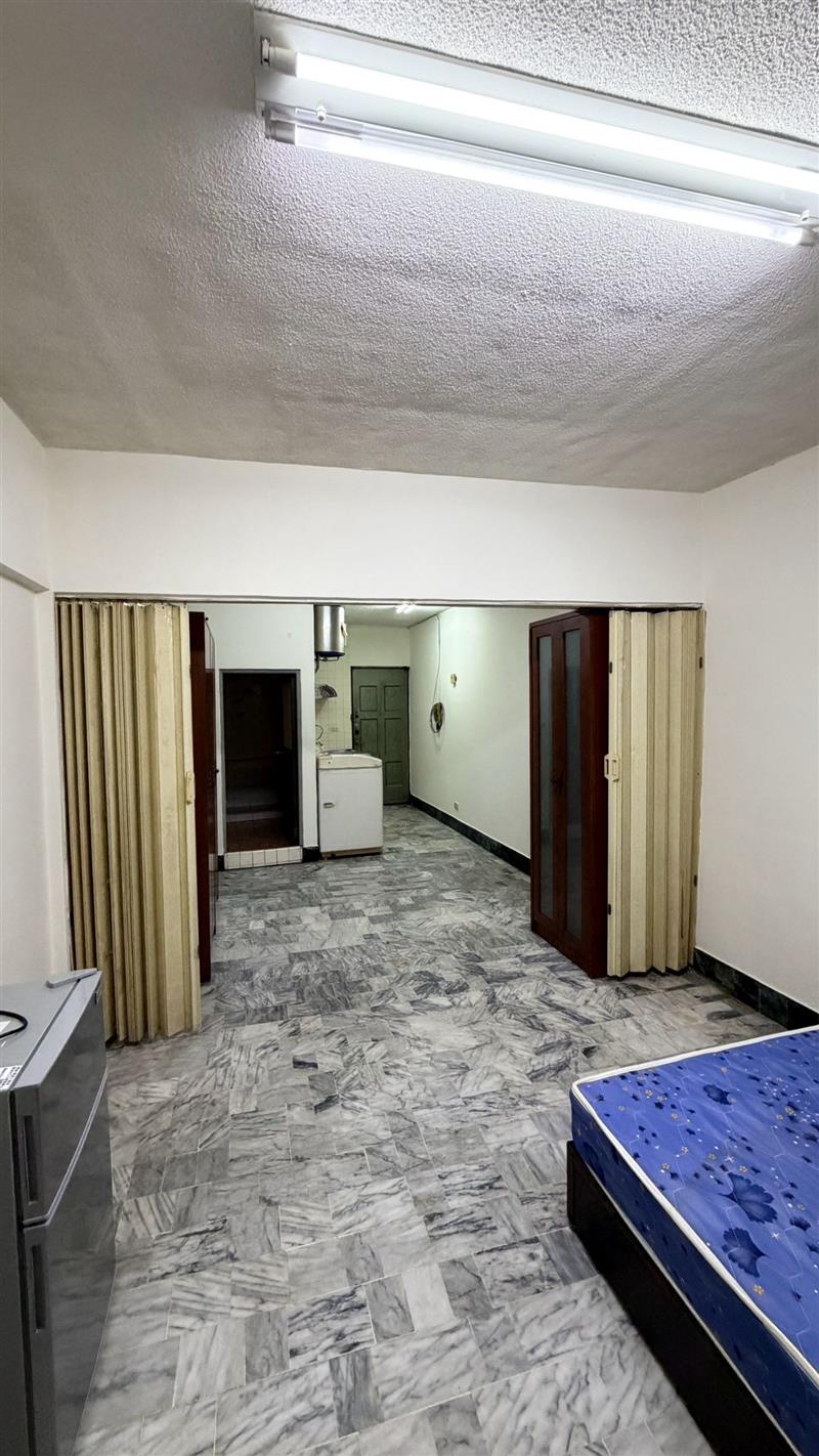 社宅🏠復興一火車站獨洗可寵大套房近美麗島夜市📞愛窩,愛窩 iwow house