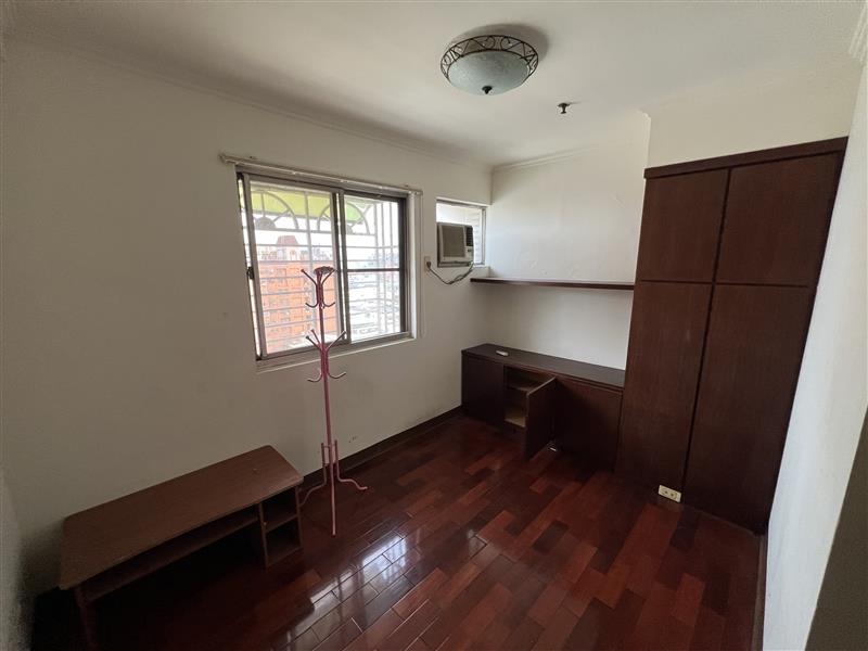 社宅🏠民孝陽明學區電梯採光4房機車位近國1📞愛窩,愛窩 iwow house