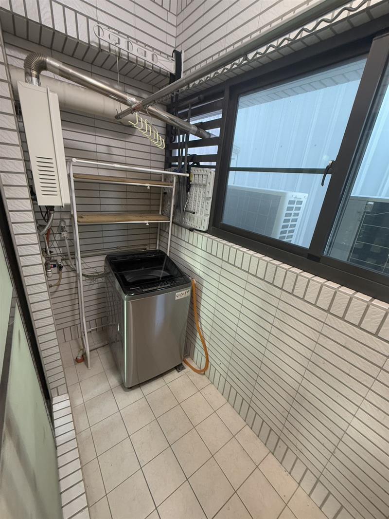 社宅🏠建國2房陽明商圈⭐鳳山站⭐近國道1📞愛窩,愛窩 iwow house