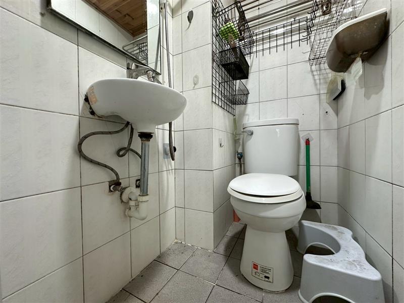 社宅🏠嫩江熱河商圈萌寵電梯採光3房近火車站捷運📞愛窩,愛窩 iwow house