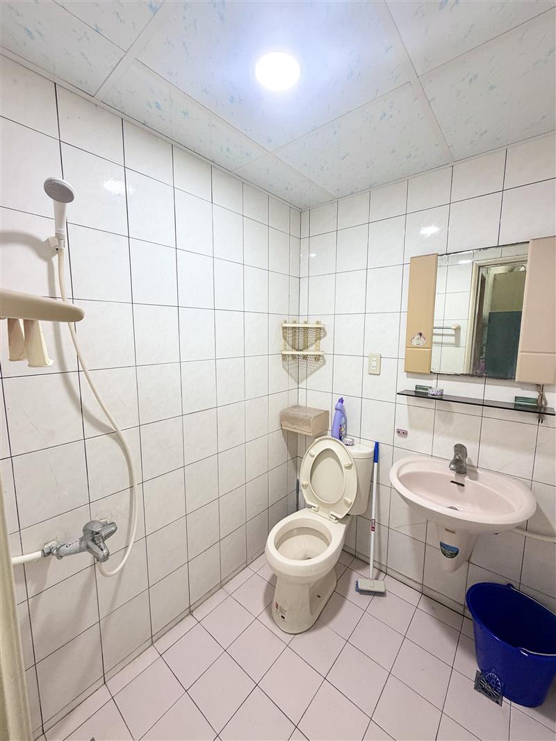 社宅🏠拎包住小港高鳳採光2房雙衛近88國1機場📞愛窩,愛窩 iwow house