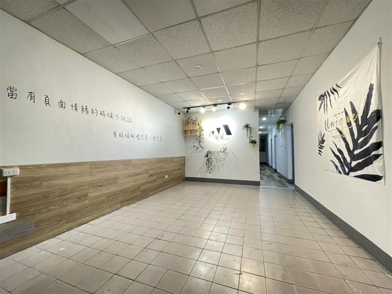 廣興雙人房型貓寵套房近勝利星村愛窩,愛窩 iwow house