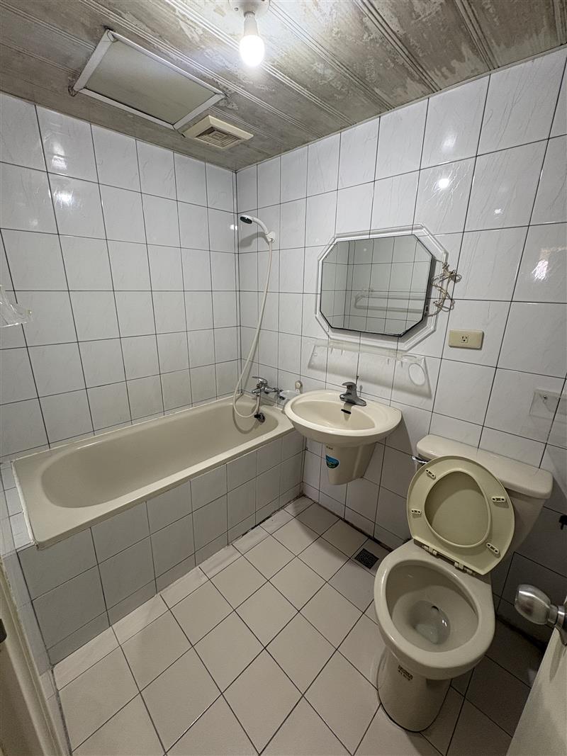 社宅🏠青田惠豐商圈萌寵電梯採光4房平車近捷運📞愛窩,愛窩 iwow house