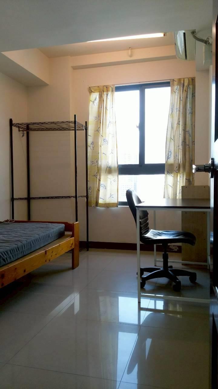 社宅🏠鼎山電梯採光4房機車位近台1輕軌高科建工📞愛窩,愛窩 iwow house