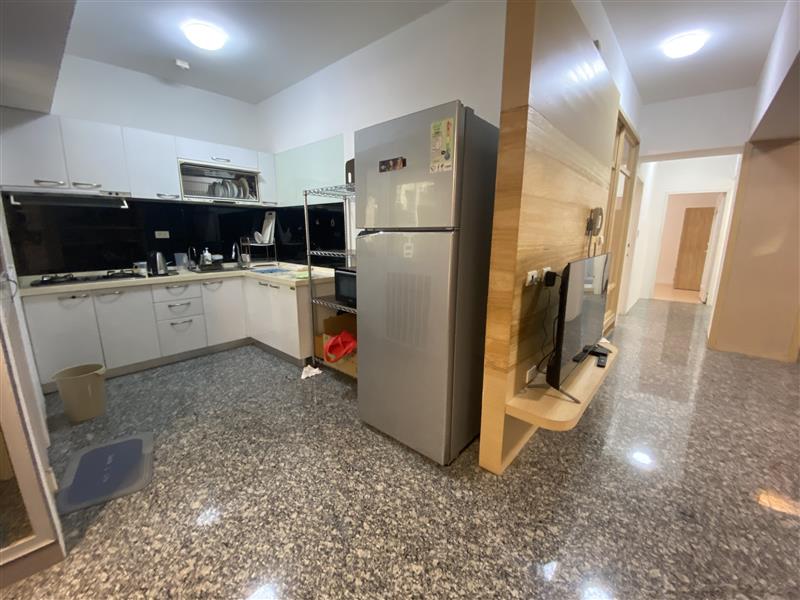 重建可租補電梯採光3房左營高鐵捷運📞愛窩,愛窩 iwow house