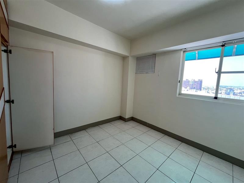 社宅🏠永芳大寮商圈電梯採光萌寵美宅稀有大露台近捷運📞愛窩,愛窩 iwow house