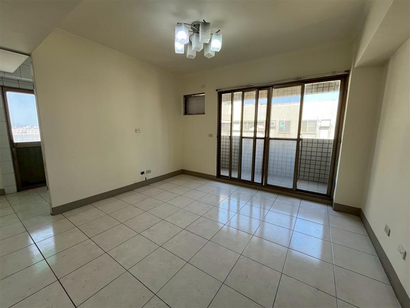 社宅🏠永芳大寮商圈電梯採光萌寵美宅稀有大露台近捷運📞愛窩,愛窩 iwow house