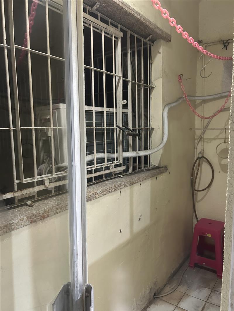 社宅🏠五福三11F新崛江電梯陽台獨洗套房近捷運輕軌📞愛窩,愛窩 iwow house