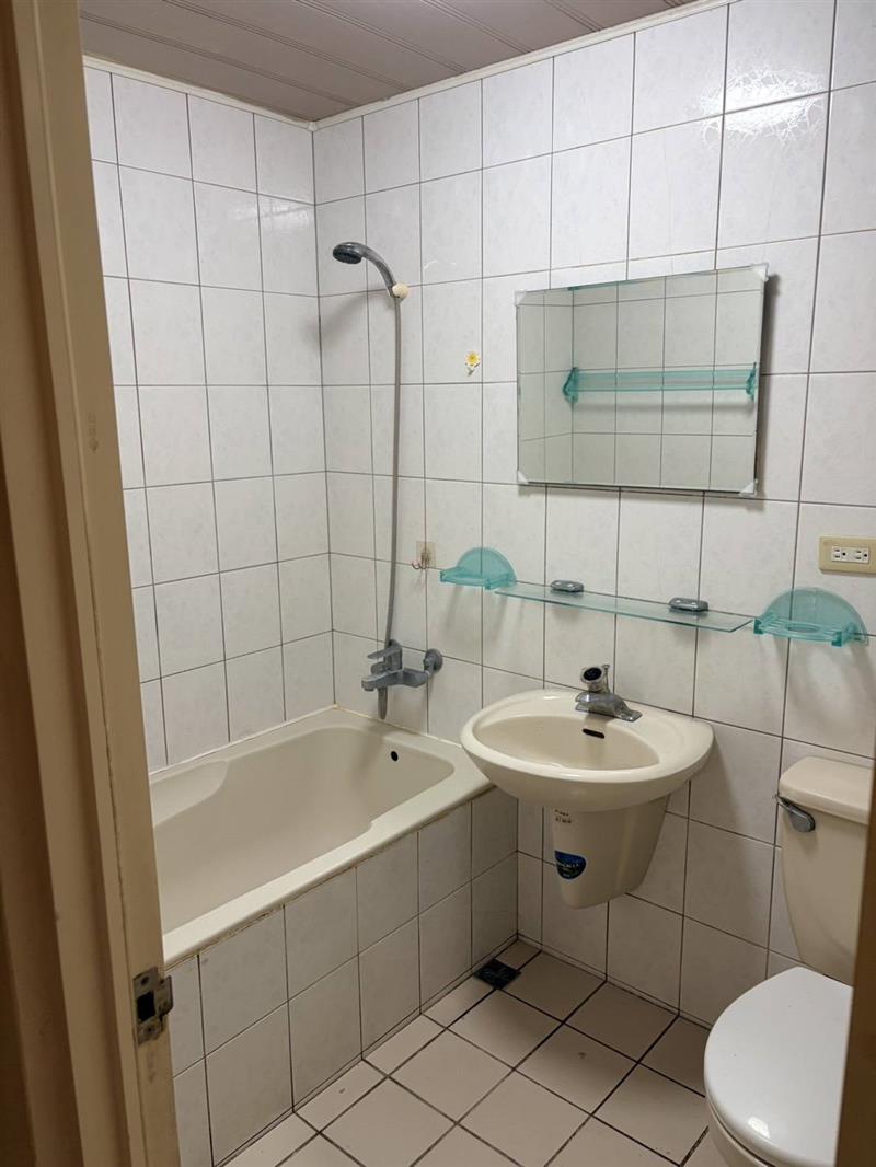 社宅🏠自由二明誠商圈電梯採光4房龍華學區近輕軌📞愛窩,愛窩 iwow house