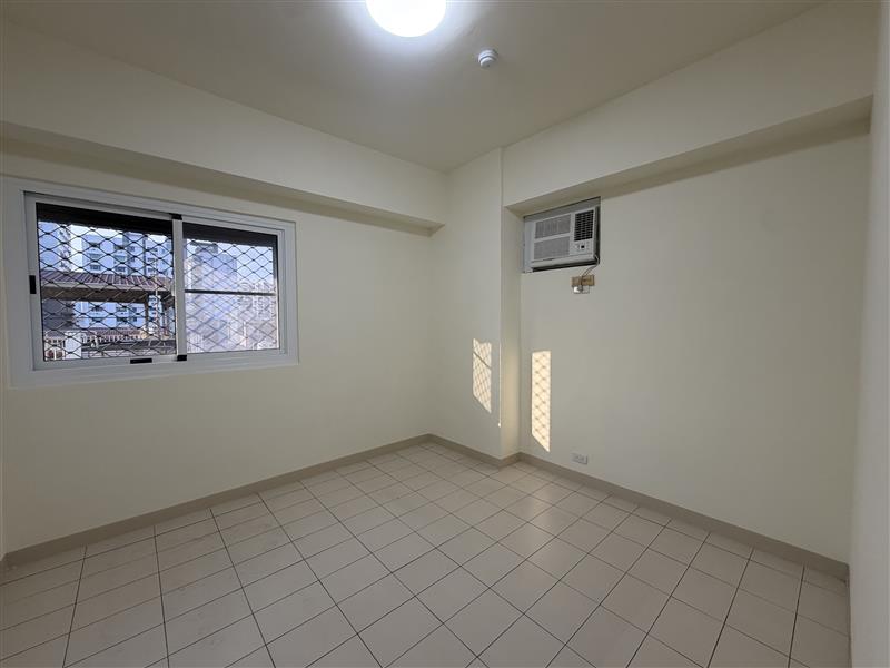 社宅🏠七賢二七賢商圈萌寵電梯採光3房近捷運車站📞愛窩,愛窩 iwow house