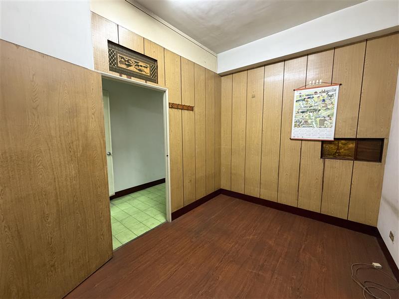 經武大東臨路可寵店住｜1~2樓+地下室｜近捷運醫院📞愛窩,愛窩 iwow house
