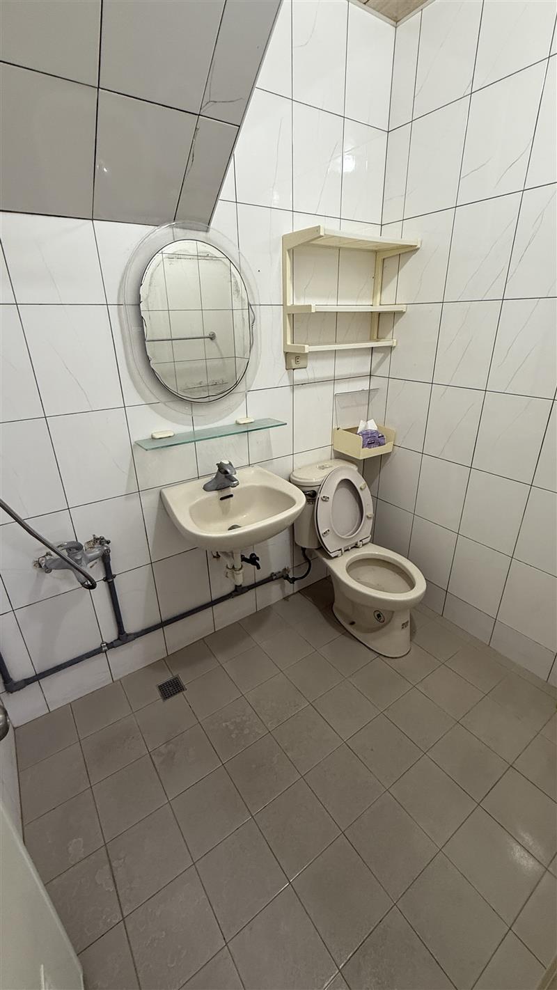 自由36套房#G大社商圈採光近大社夜市📞愛窩,愛窩 iwow house