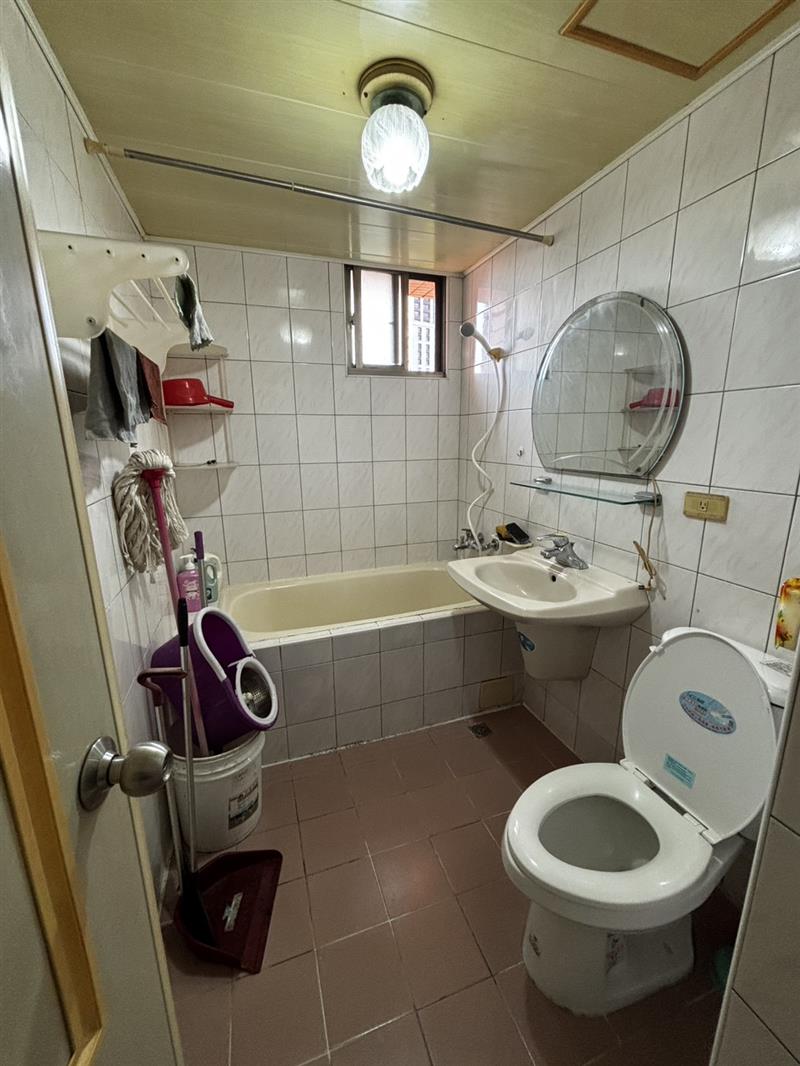社宅🏠楠盛電梯陽台獨立套房近高科工業區國1捷運📞愛窩,愛窩 iwow house