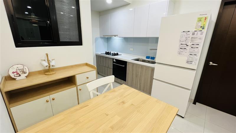 社宅🏠大學三十八街14F高大特區精裝、採光佳、近萬家福、全聯📞愛窩,愛窩 iwow house