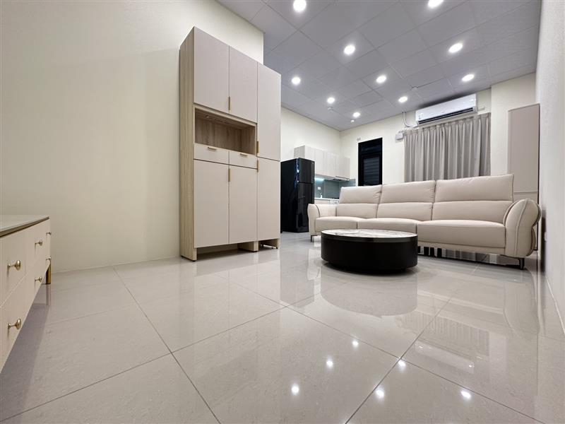 高坪七十六大坪頂全新未入住電梯採光2房可社宅近88📞愛窩,愛窩 iwow house