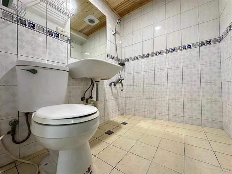 社宅🏠嫩江熱河商圈萌寵電梯採光3房近火車站捷運📞愛窩,愛窩 iwow house