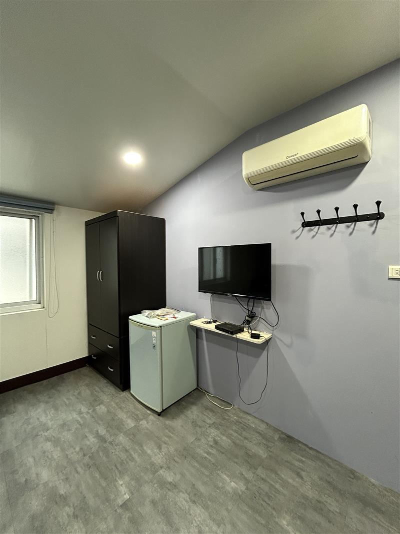 民族301省電套房近高醫鼎山📞愛窩,愛窩 iwow house