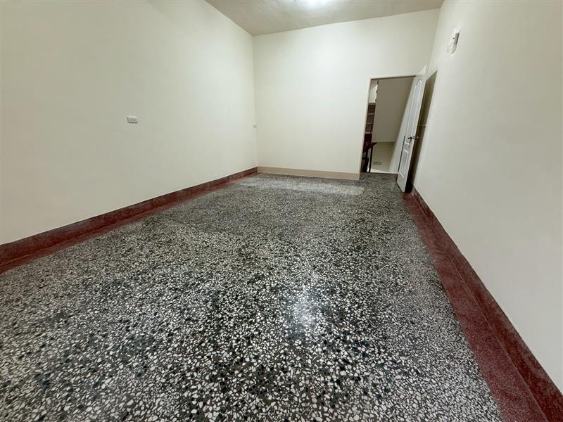 社宅🏠九如一大坪數獨棟透天門口可停車近國1輕軌📞愛窩,愛窩 iwow house