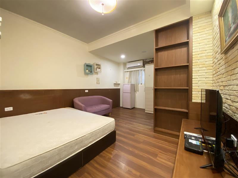 自由四3可租補採光套房近高鐵站榮總📞愛窩,愛窩 iwow house