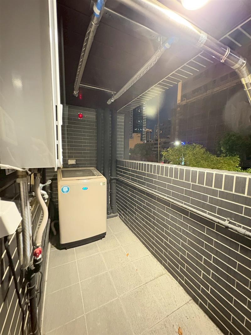 社宅🏠七賢一六合商圈電梯採光3房近夜市捷運高師📞愛窩,愛窩 iwow house