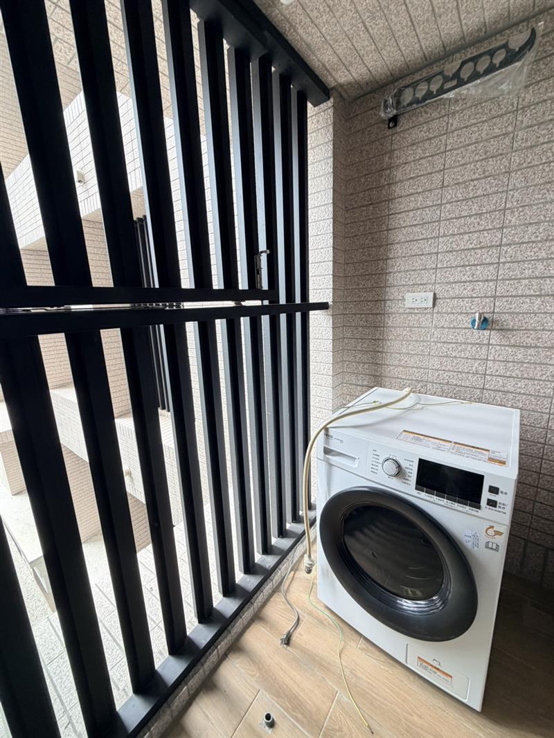 社宅🏠博愛四三鐵共構電梯景觀正2房變頻冷氣近文藻📞愛窩,愛窩 iwow house