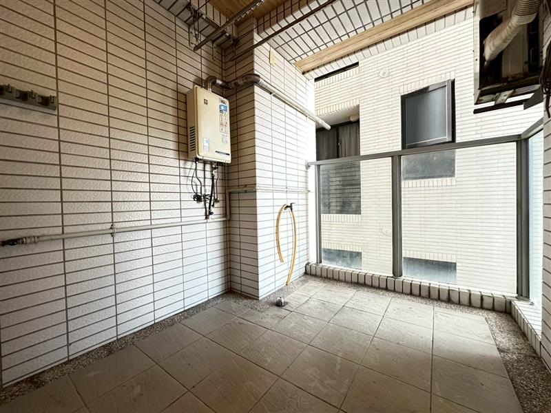 社宅🏠復華一桂林商圈電梯採光2+1房傢俱電齊全近台88📞愛窩,愛窩 iwow house