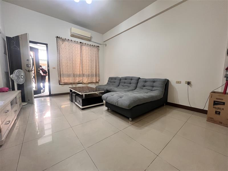 社宅🏠芎林五騎樓透天4樓4房近高科義守台積家具可談📞愛窩,愛窩 iwow house