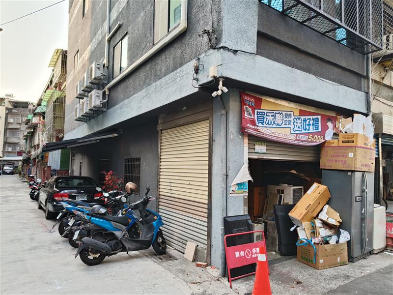 建興2建工商圈學區採光房近高科大📞愛窩,愛窩 iwow house